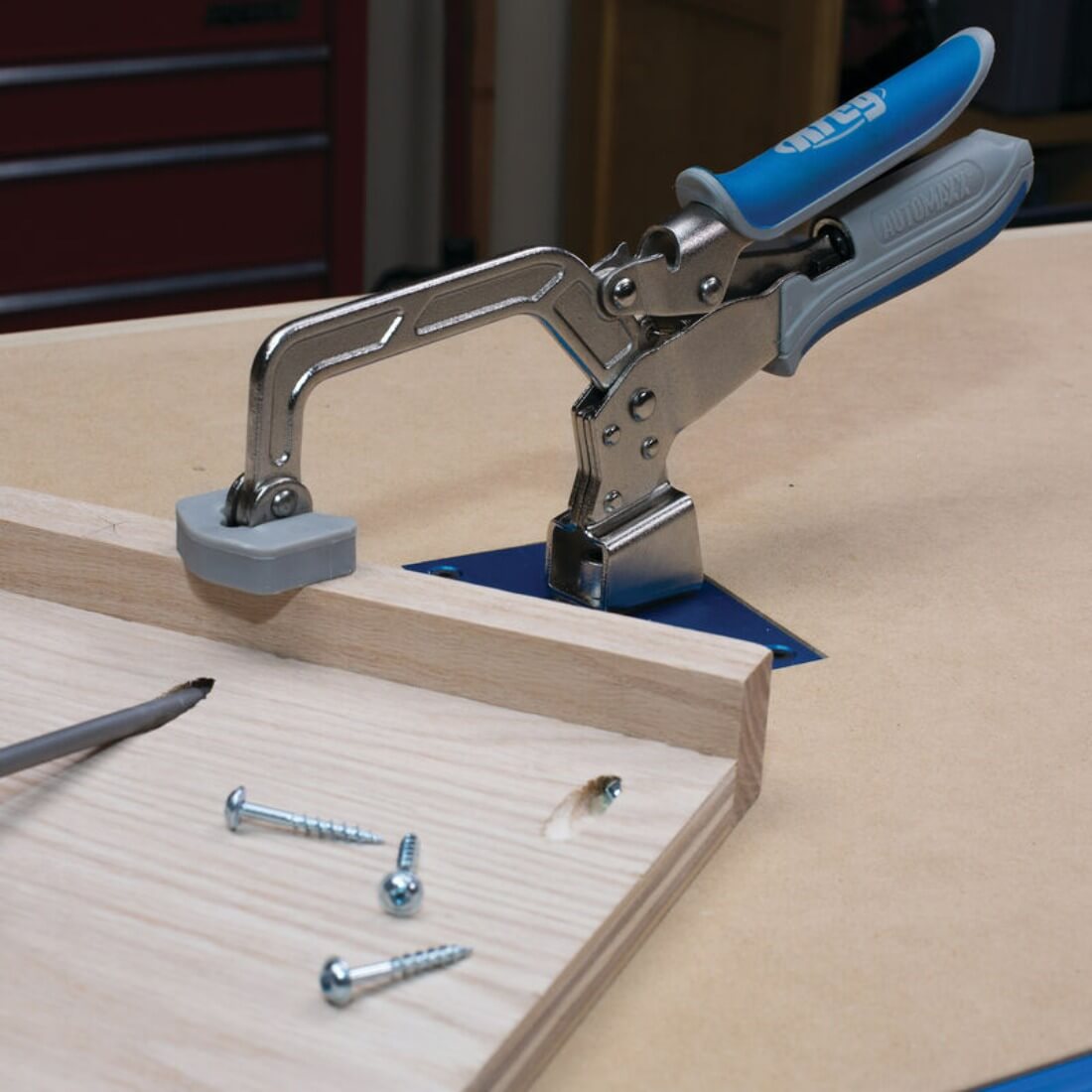 Kreg Automaxx 3 inch Bench Clamp being used to hold down a wooden frame