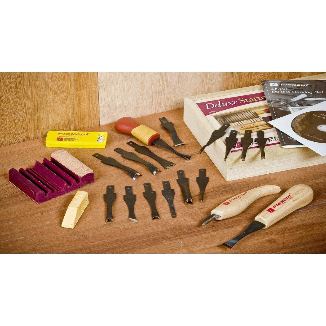 Flexcut SK108 21 Piece Starter Carving Set - The ToolBox Scotland